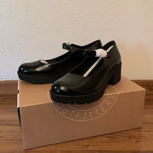 Urban Outfitters chunky heel Mary Janes NWT